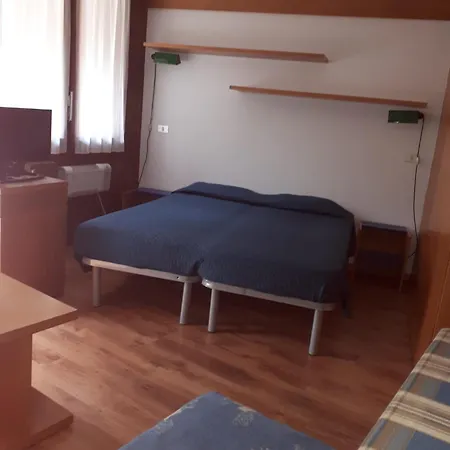 La Maison De *